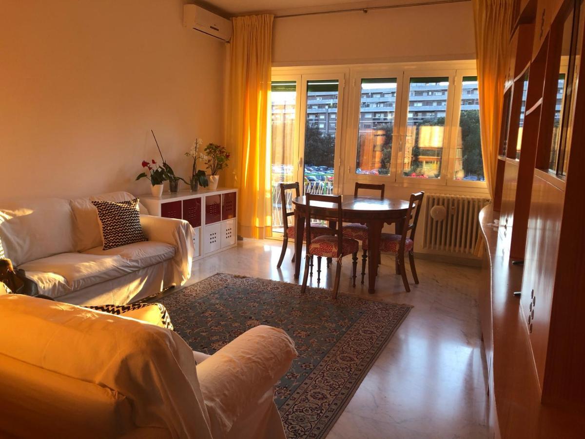 Questa Casa Non è Un Ciu-atr 9390-9 Appartement Rome
